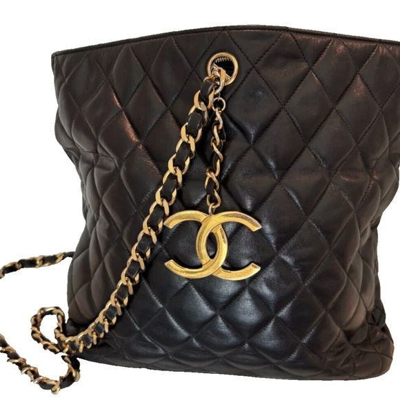 Authentic Chanel Black Quilted Leather Chain Bag - Picture 1 of 9